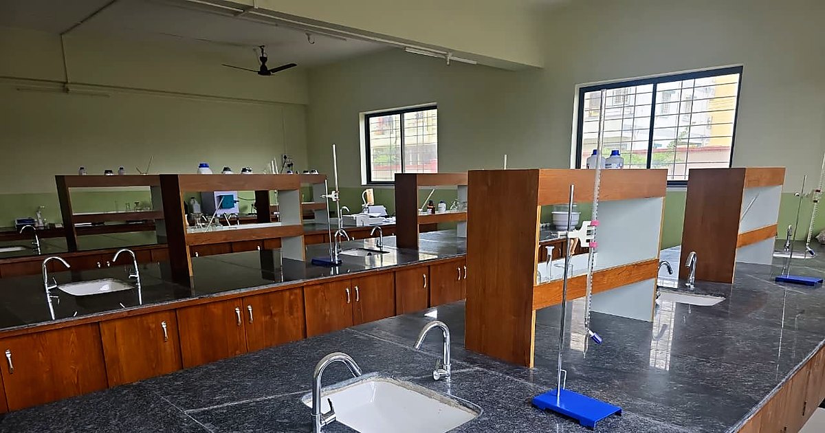 Chemistry laboratory with fume benches at KNPIEMS